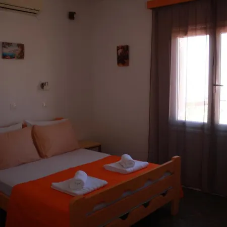 Athina House 1 Gavrio