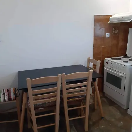 Athina House 1 Apart Otel